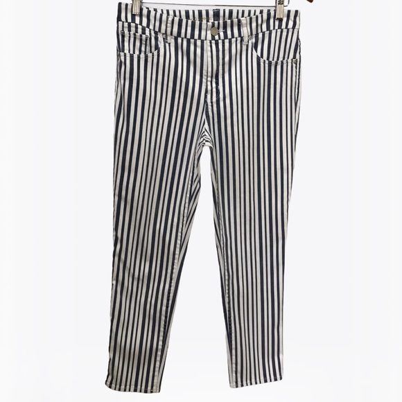 Chico’s So Slimming Striped Girlfriend Jeans - 6 - Picture 11 of 17